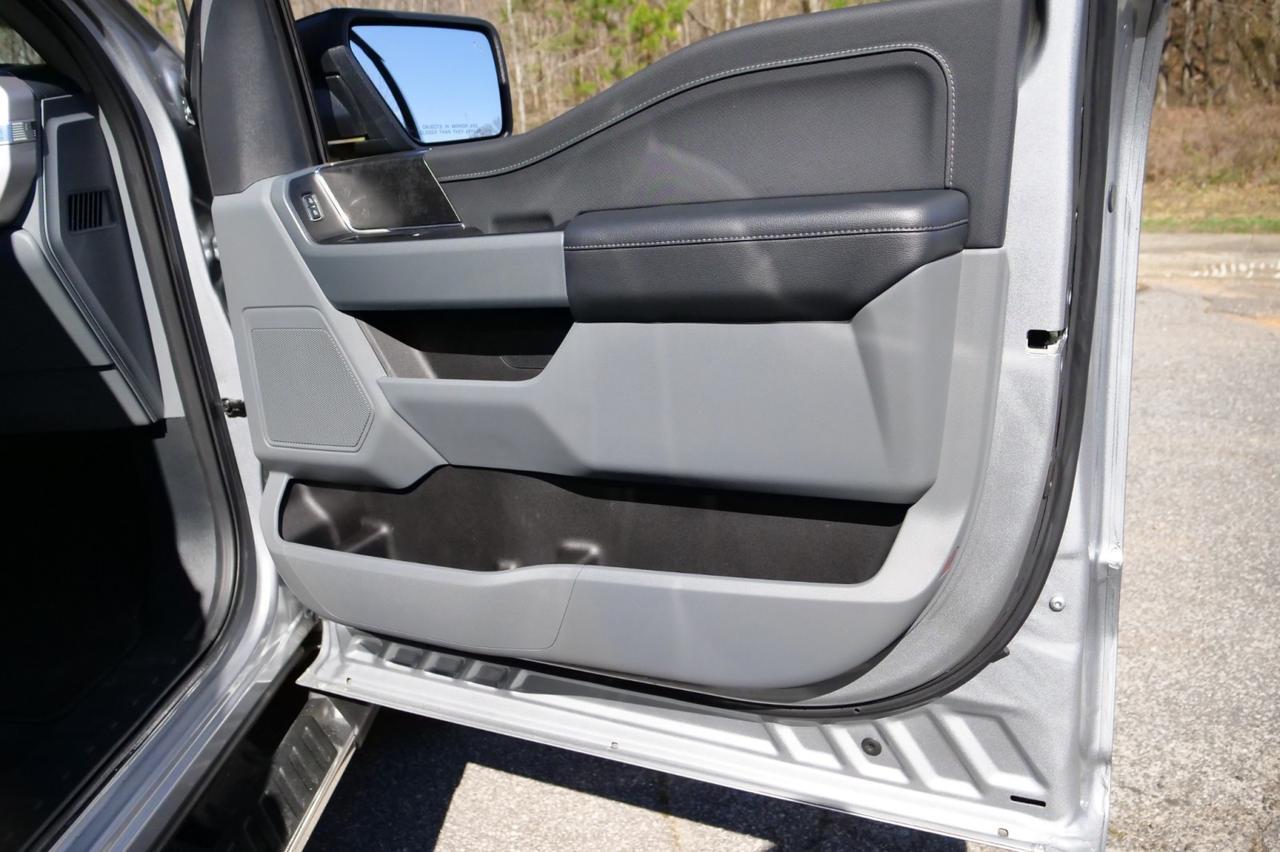 2023 Ford F-150 XLT 4X4 / 5.0L V8 / Bed Utility Package! Lincolnton NC