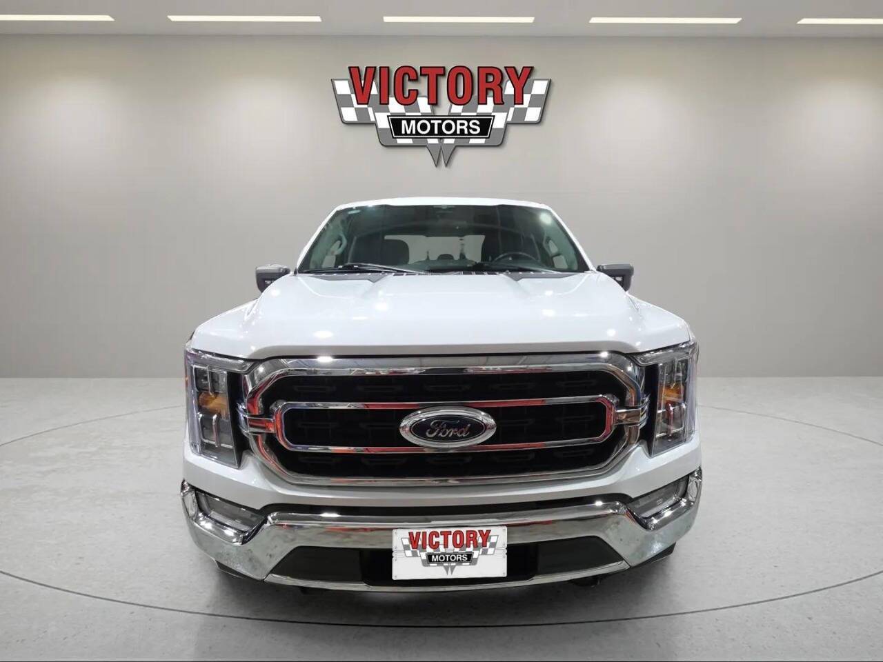 2023 Ford F-150 XLT 4x4 4dr SuperCrew 5.5 ft. SB Chesterfield MI