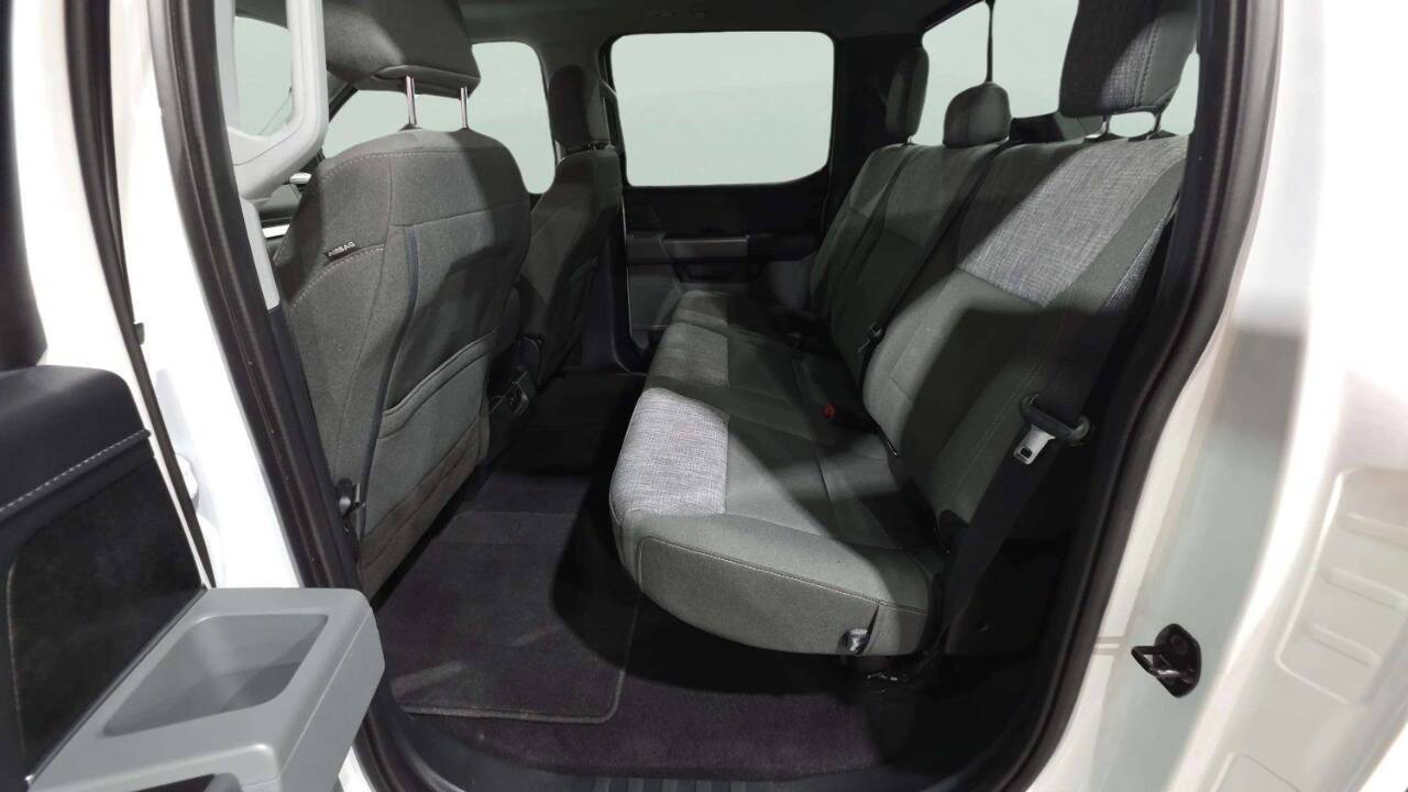 2023 Ford F-150 XLT 4x4 4dr SuperCrew 5.5 ft. SB Chesterfield MI