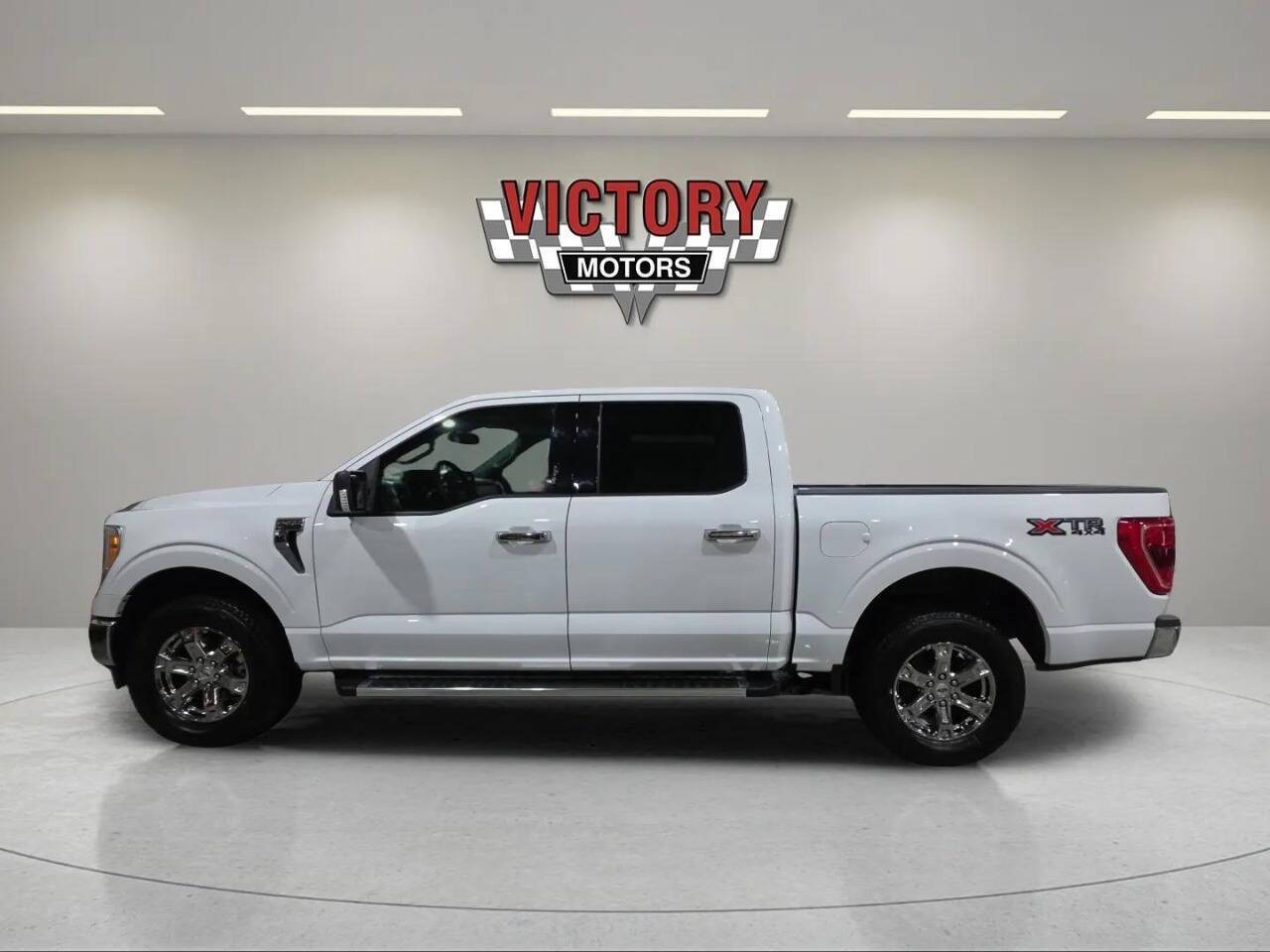 2023 Ford F-150 XLT 4x4 4dr SuperCrew 5.5 ft. SB Chesterfield MI