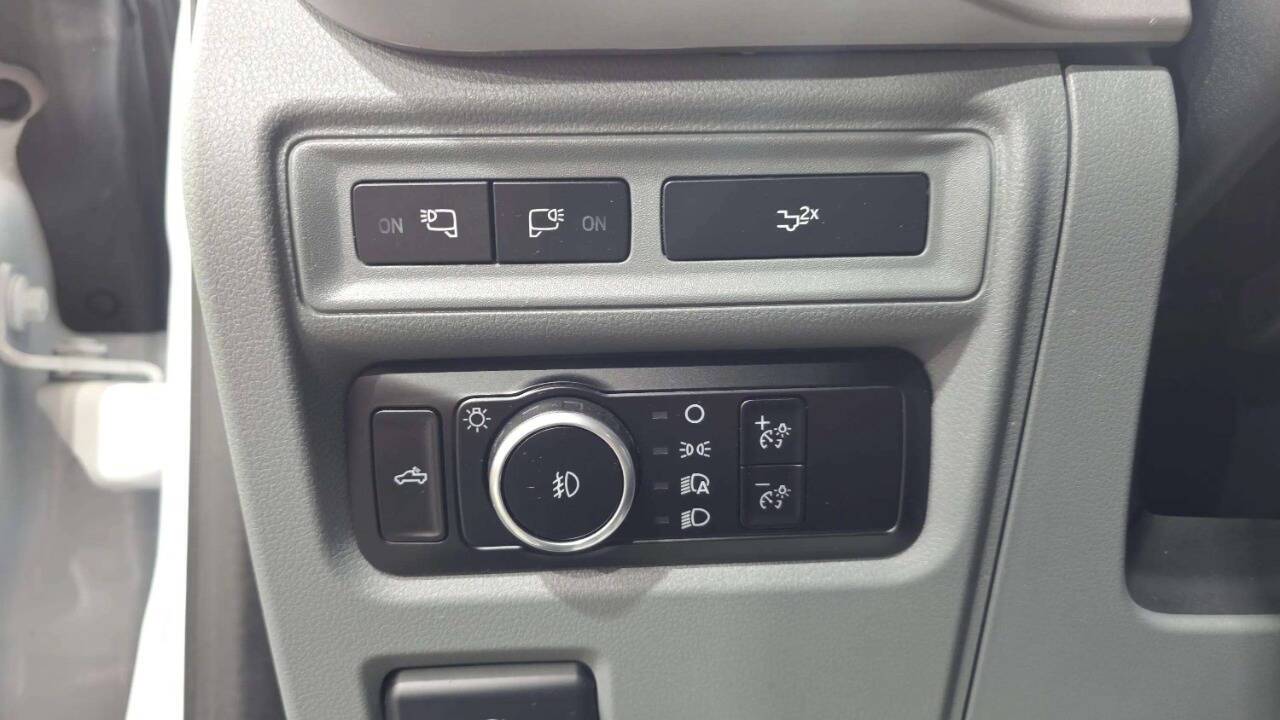 2023 Ford F-150 XLT 4x4 4dr SuperCrew 5.5 ft. SB Chesterfield MI