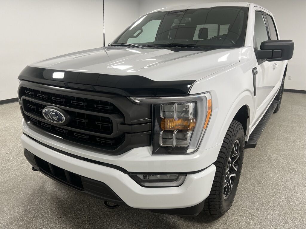 2023 Ford F-150 XLT photo 4