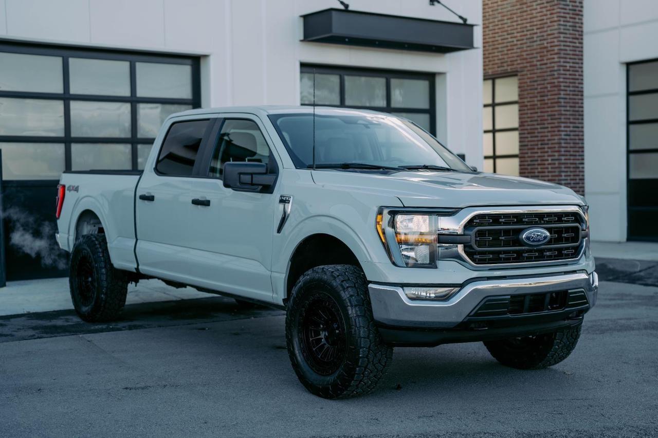 2023 Ford F-150 XLT photo 4