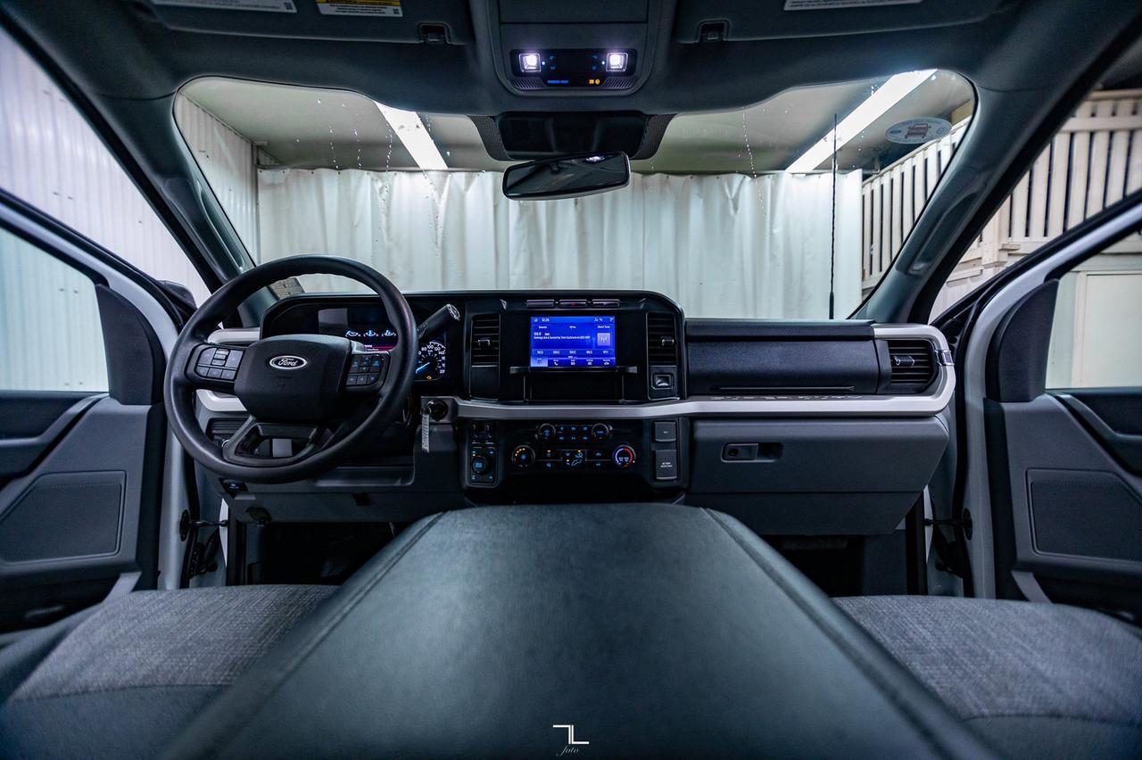 2023 Ford F-250 4x4 Crew Cab XLT FX4 BCam Red Deer AB