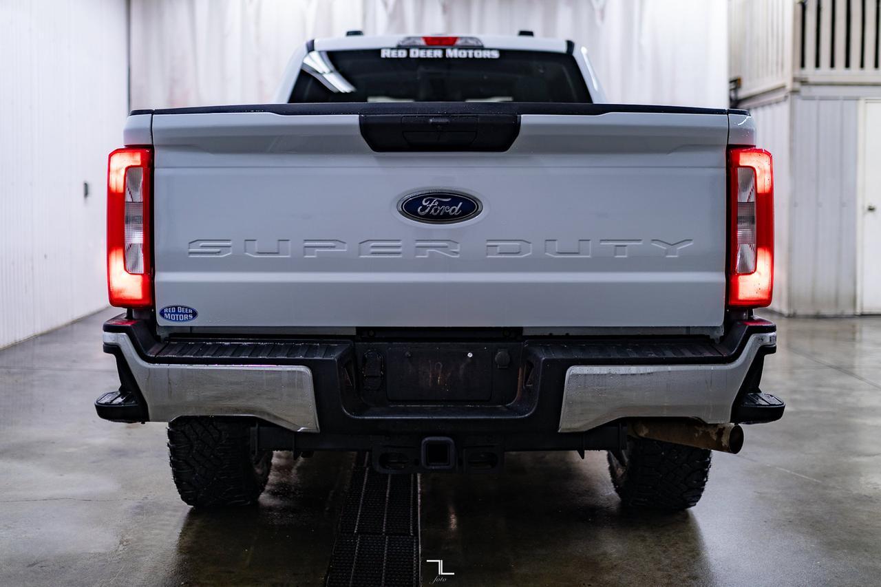 2023 Ford F-250 4x4 Crew Cab XLT FX4 BCam Red Deer AB
