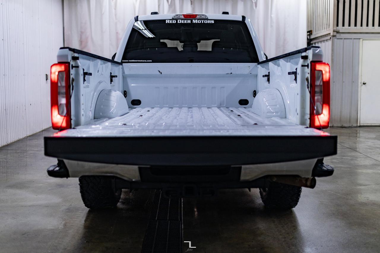 2023 Ford F-250 4x4 Crew Cab XLT FX4 BCam Red Deer AB