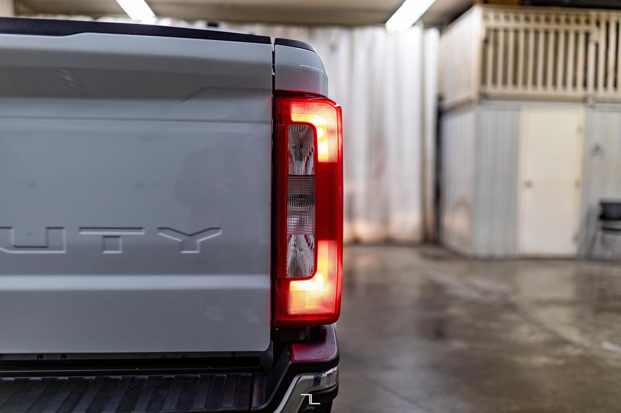 2023 Ford F-250 4x4 Crew Cab XLT FX4 PSeat BCam Red Deer AB