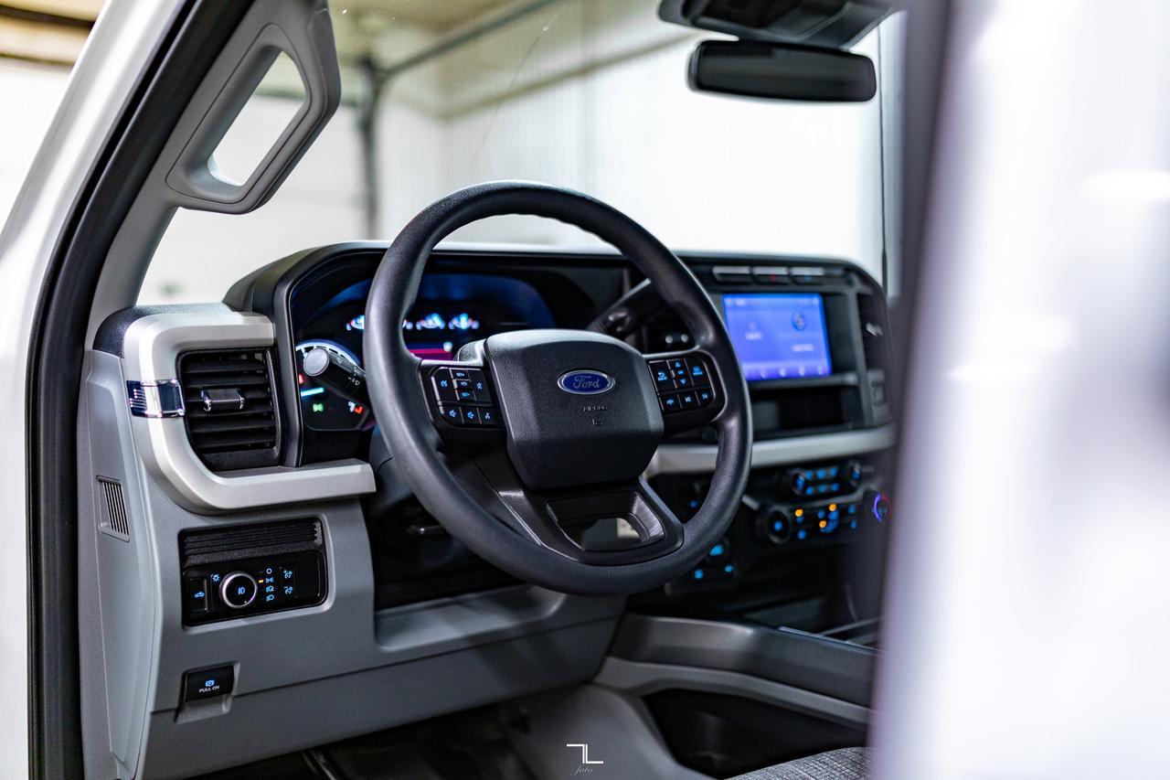 2023 Ford F-250 4x4 Crew Cab XLT FX4 PSeat BCam Red Deer AB