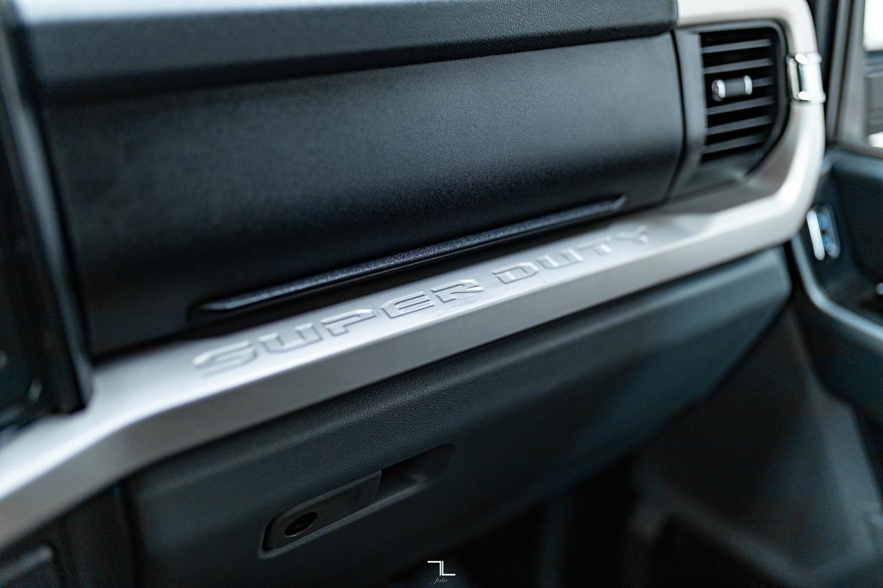 2023 Ford F-250 4x4 Crew Cab XLT FX4 PSeat BCam Red Deer AB