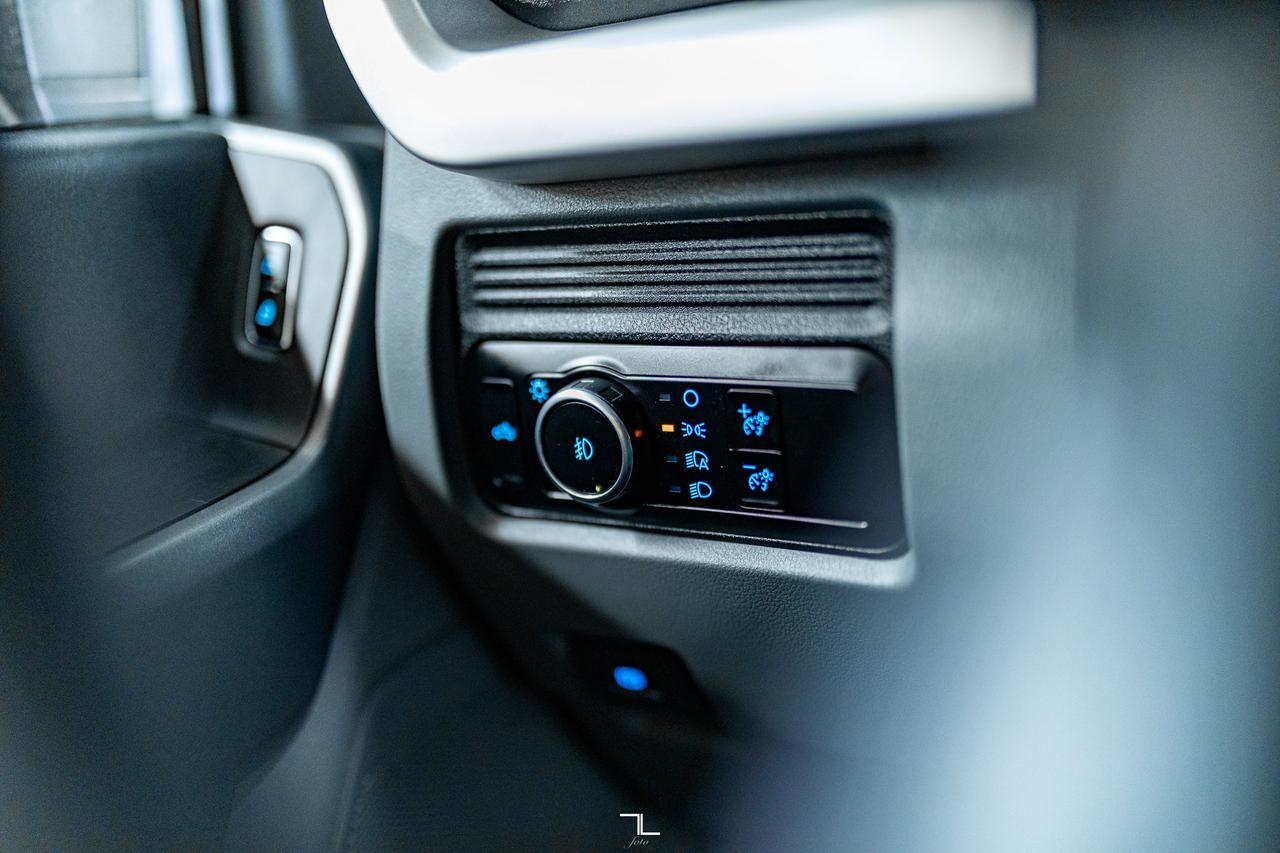 2023 Ford F-250 4x4 Crew Cab XLT FX4 PSeat BCam Red Deer AB