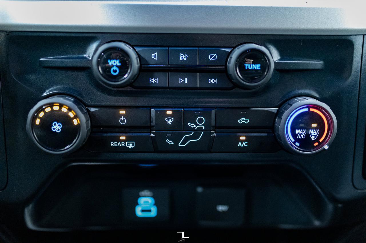 2023 Ford F-250 4x4 Crew Cab XLT FX4 PSeat BCam Red Deer AB