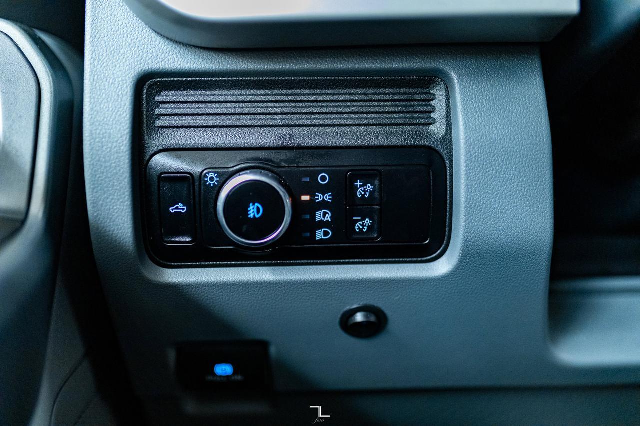 2023 Ford F-250 4x4 Crew Cab XLT FX4 PSeat BCam Red Deer AB