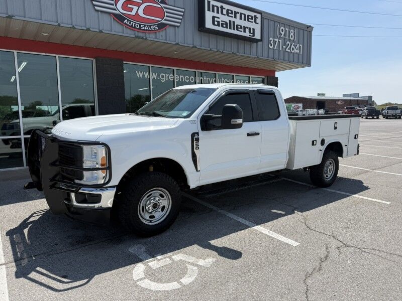 2023 Ford F-250 6.8L V8 4x4 Utility XL Collinsville OK