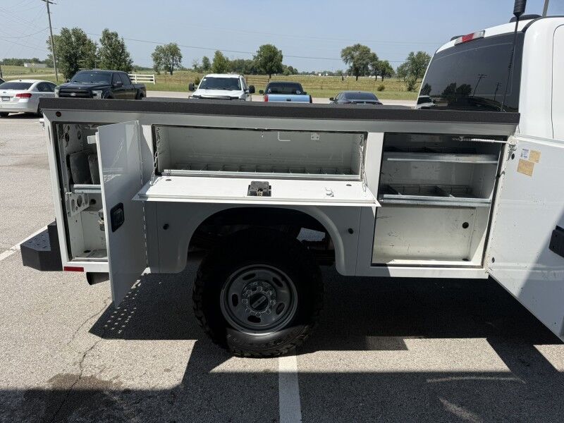 2023 Ford F-250 6.8L V8 4x4 Utility XL Collinsville OK