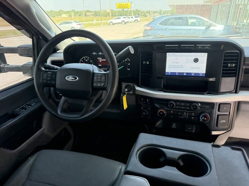 2023 Ford F-250 6.8L V8 4x4 Utility XL Collinsville OK