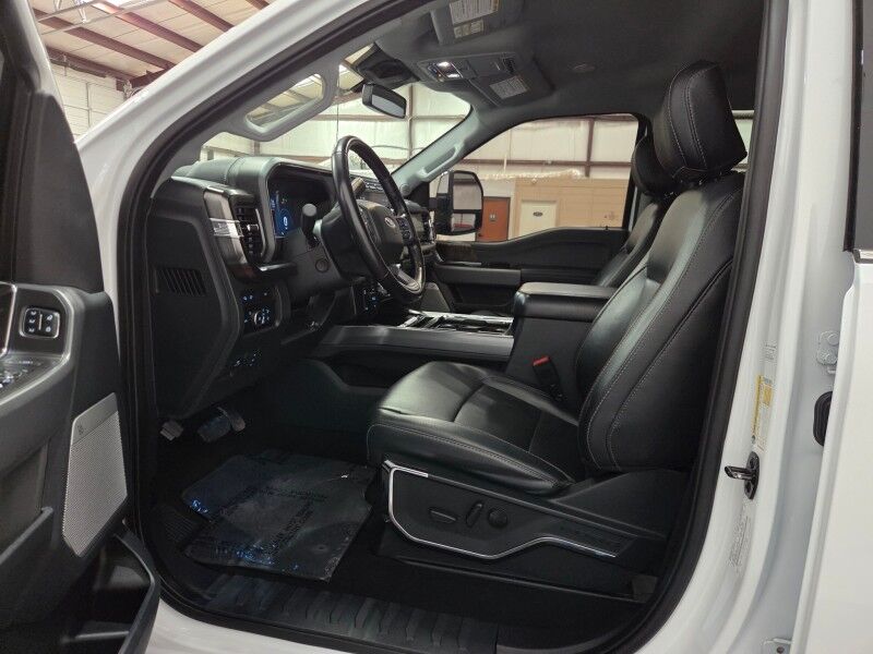 2023 Ford F-250 Lariat Ultimate 4WD 6.7L Diesel Chrome Pkg Ready Lift 37in Nitto Tires FREE WARR Arlington TX