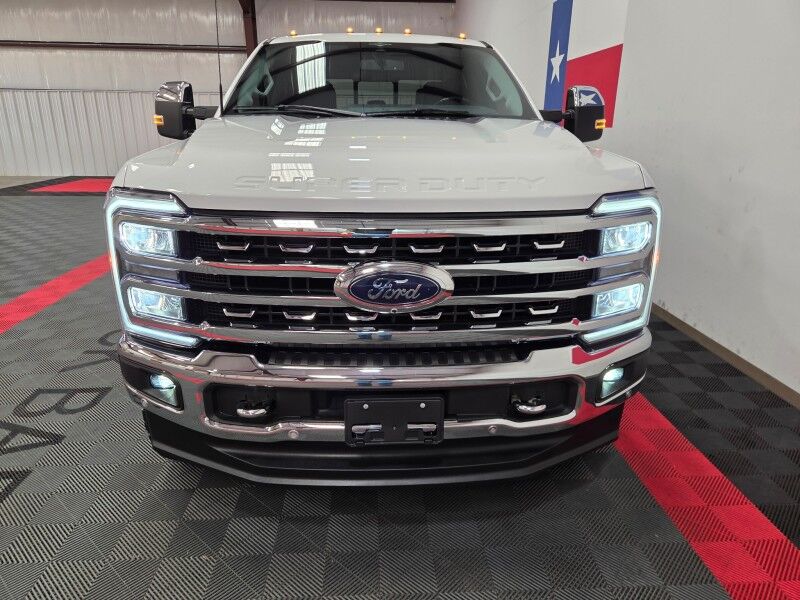 2023 Ford F-250 Lariat Ultimate 4WD 6.7L Diesel Chrome Pkg Ready Lift 37in Nitto Tires FREE WARR Arlington TX