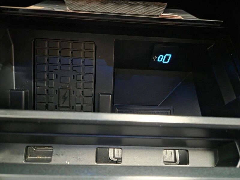 2023 Ford F-250 Lariat Ultimate 4WD 6.7L Diesel Chrome Pkg Ready Lift 37in Nitto Tires FREE WARR Arlington TX