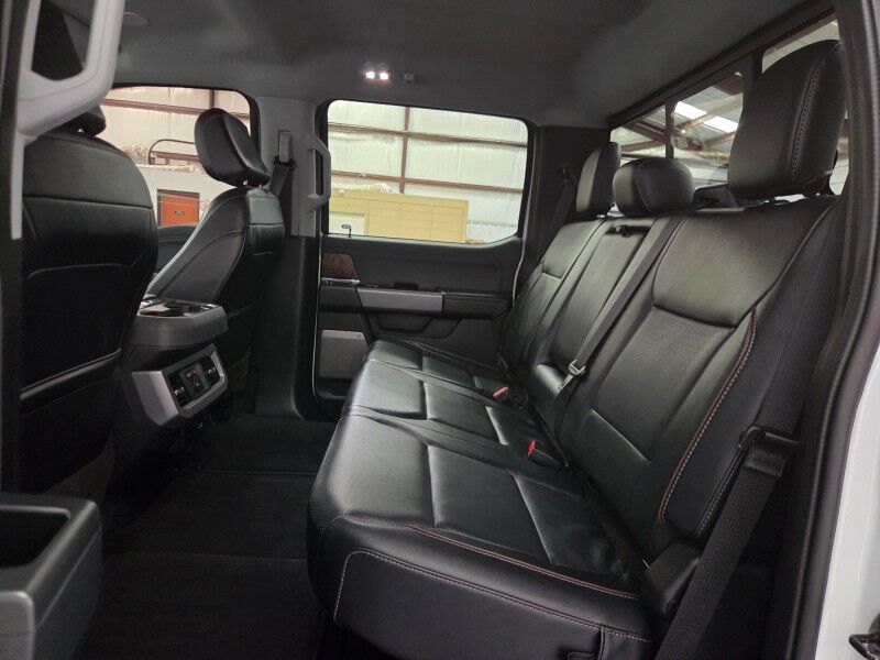 2023 Ford F-250 Lariat Ultimate 4WD 6.7L Diesel Chrome Pkg Ready Lift 37in Nitto Tires FREE WARR Arlington TX