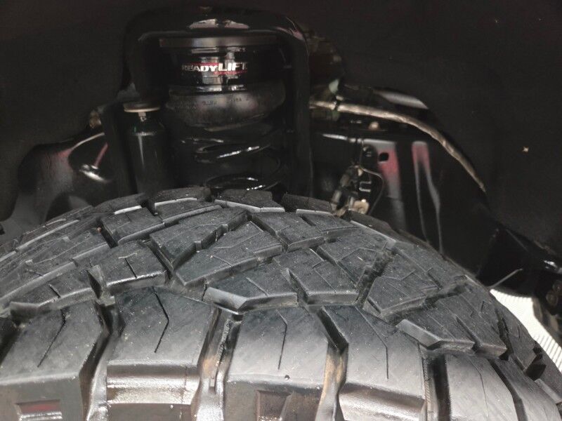 2023 Ford F-250 Lariat Ultimate 4WD 6.7L Diesel Chrome Pkg Ready Lift 37in Nitto Tires FREE WARR Arlington TX