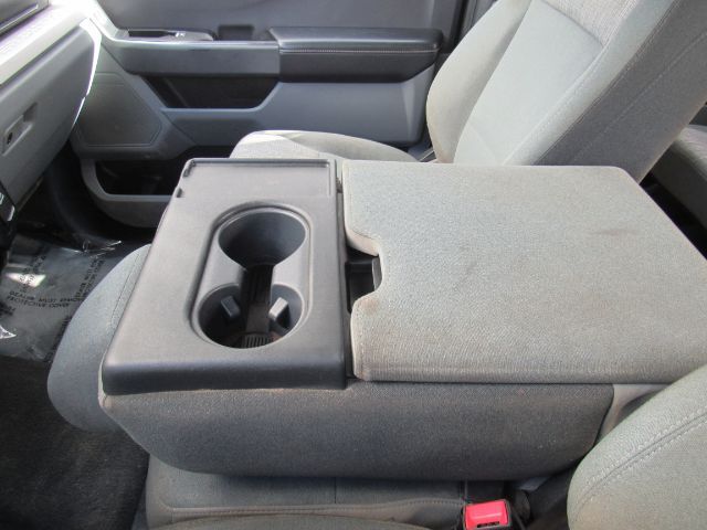 2023 Ford F-250 SD XLT Crew Cab 4WD Plano TX