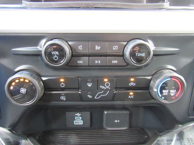 2023 Ford F-250 SD XLT Crew Cab 4WD Plano TX