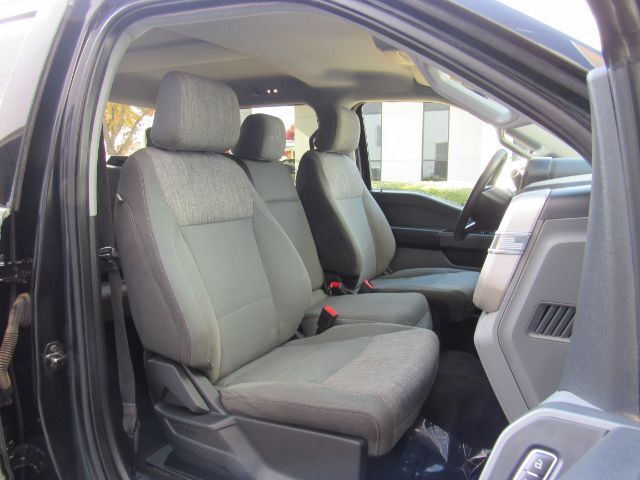 2023 Ford F-250 SD XLT Crew Cab 4WD Plano TX