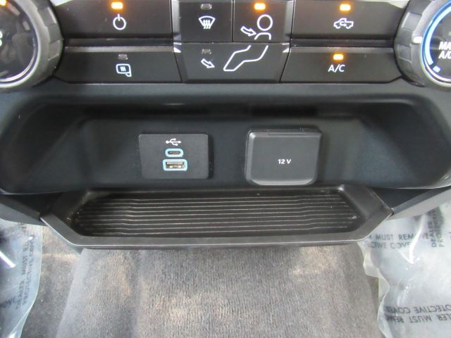 2023 Ford F-250 SD XLT Crew Cab 4WD Plano TX
