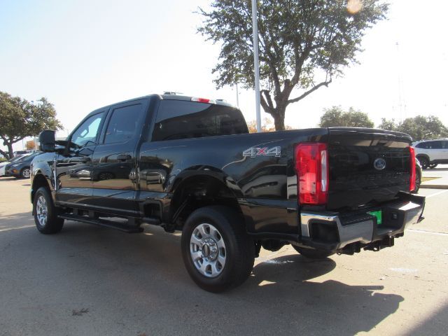 2023 Ford F-250 SD XLT Crew Cab 4WD Plano TX