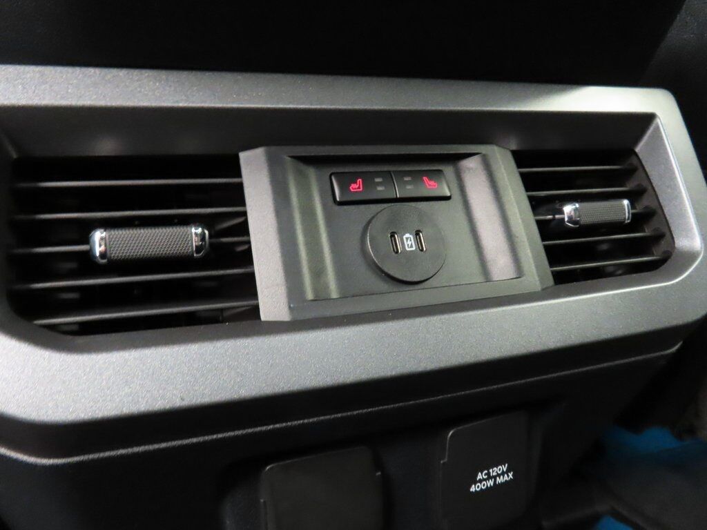 2023 Ford F-250 Super Duty 4x4 Crew Cab Lariat Fond du Lac WI