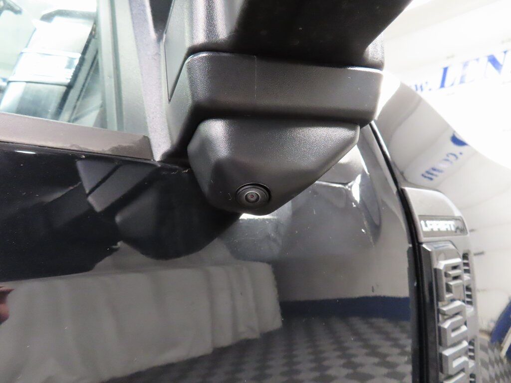 2023 Ford F-250 Super Duty 4x4 Crew Cab Lariat Fond du Lac WI