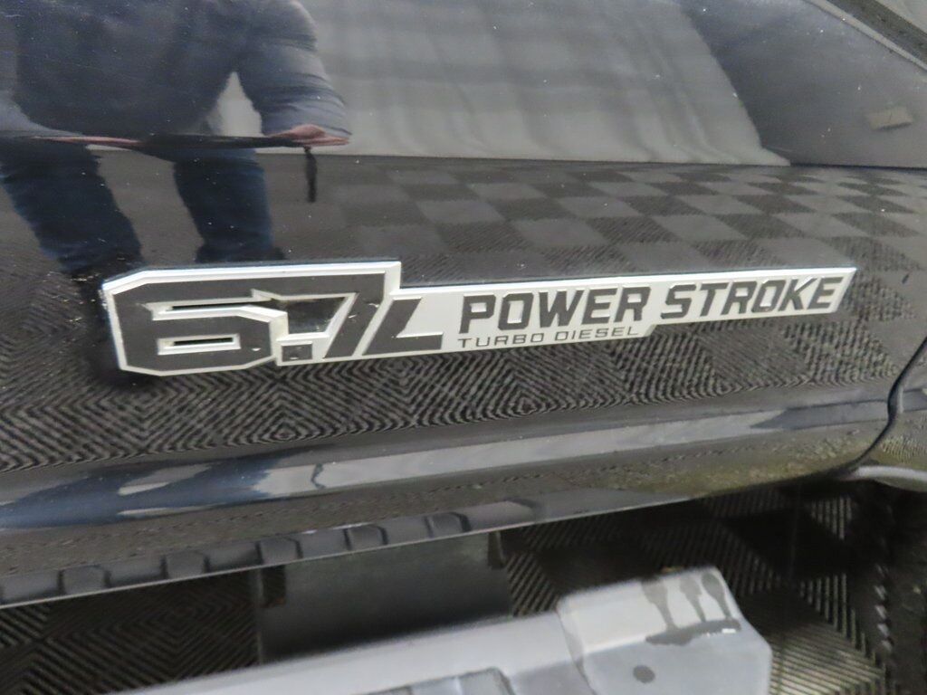 2023 Ford F-250 Super Duty 4x4 Crew Cab Lariat Fond du Lac WI