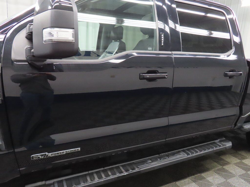 2023 Ford F-250 Super Duty 4x4 Crew Cab Lariat Fond du Lac WI