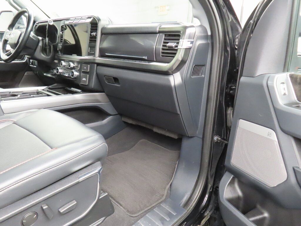 2023 Ford F-250 Super Duty 4x4 Crew Cab Lariat Fond du Lac WI