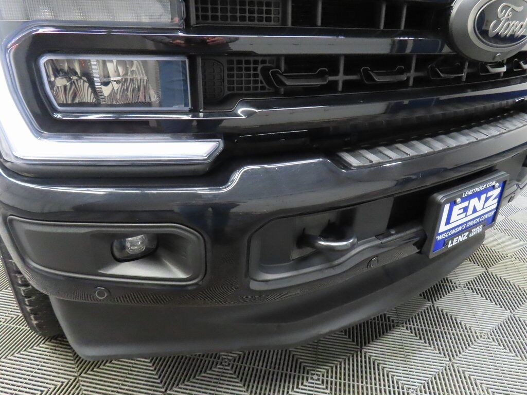 2023 Ford F-250 Super Duty 4x4 Crew Cab Lariat Fond du Lac WI