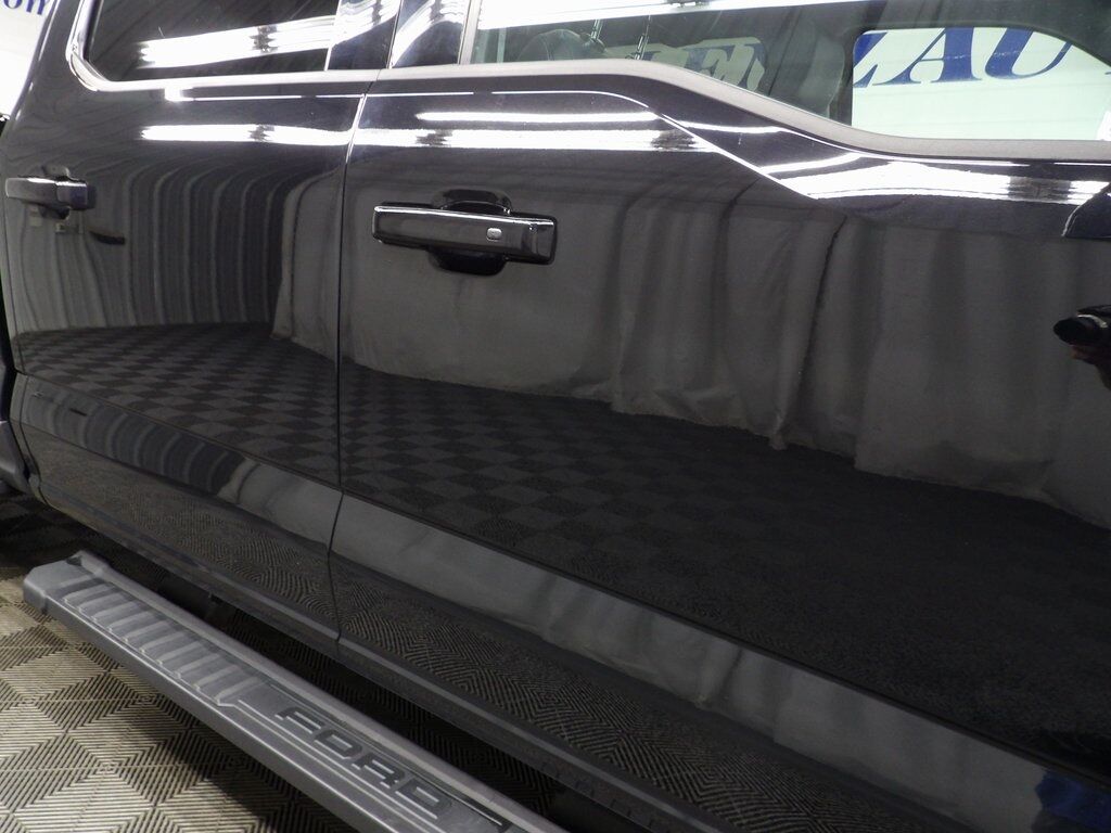 2023 Ford F-250 Super Duty 4x4 Crew Cab Lariat Fond du Lac WI