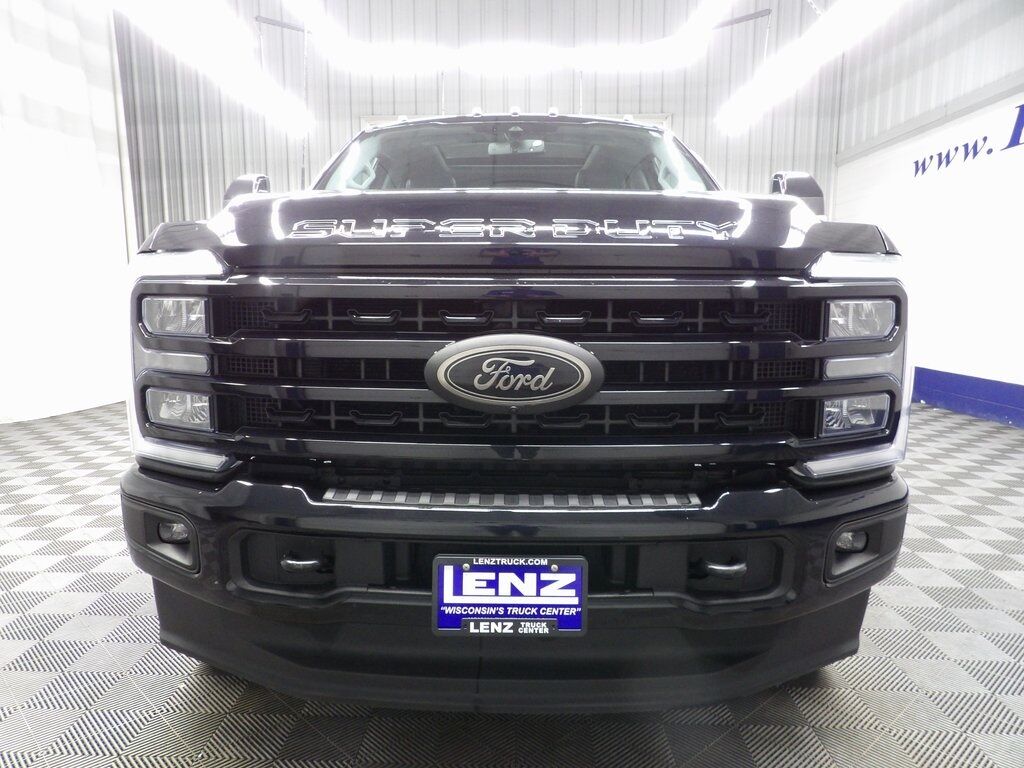 2023 Ford F-250 Super Duty 4x4 Crew Cab Lariat Fond du Lac WI