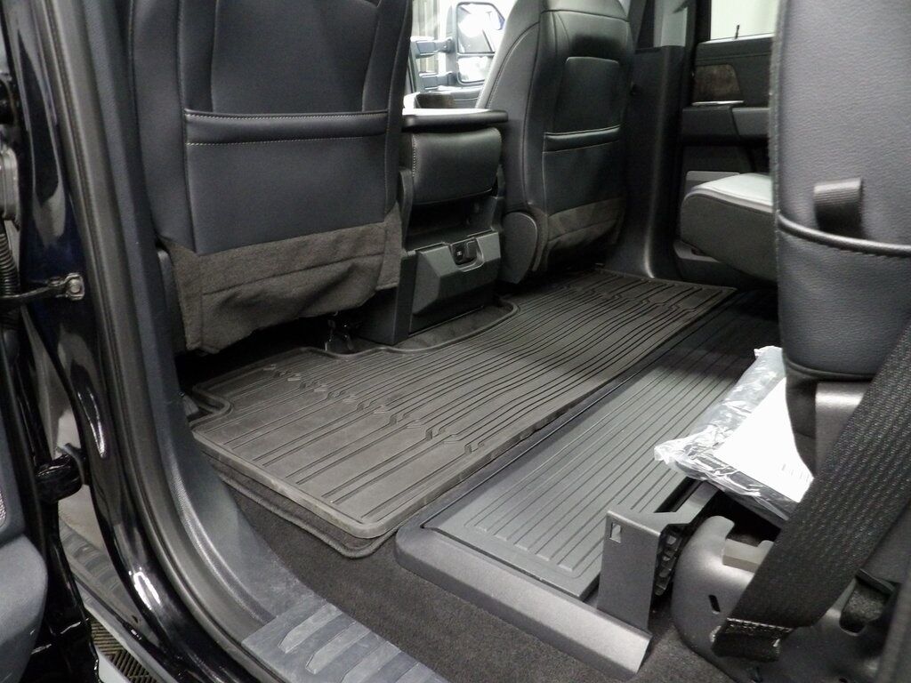 2023 Ford F-250 Super Duty 4x4 Crew Cab Lariat Fond du Lac WI