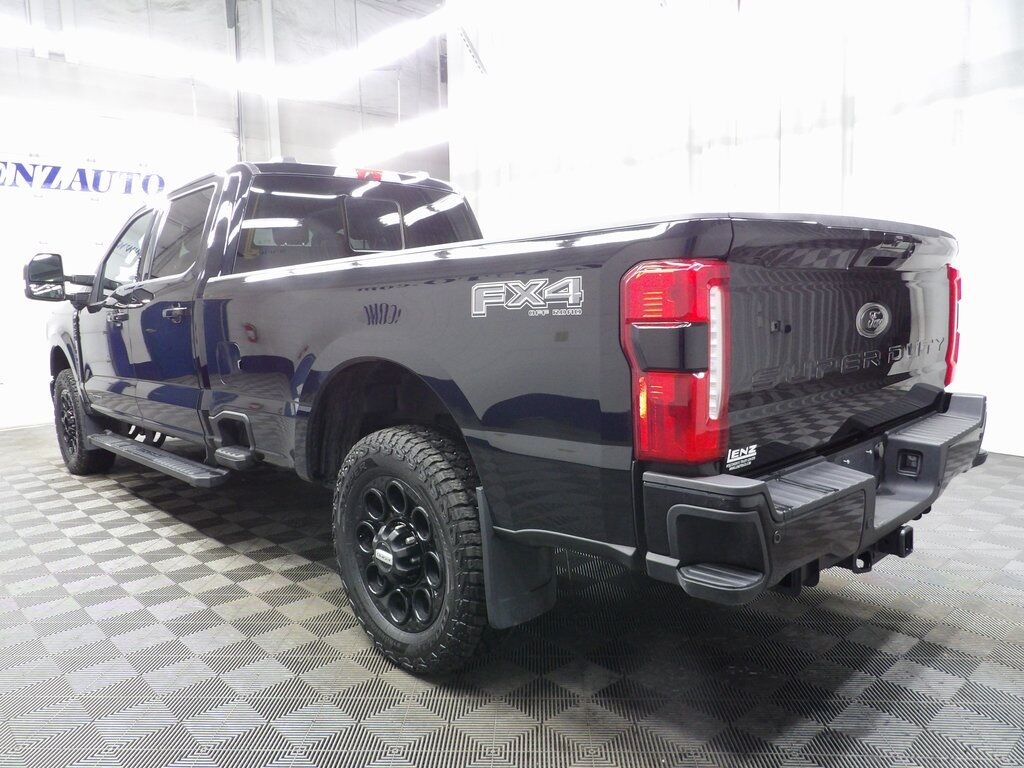 2023 Ford F-250 Super Duty 4x4 Crew Cab Lariat Fond du Lac WI
