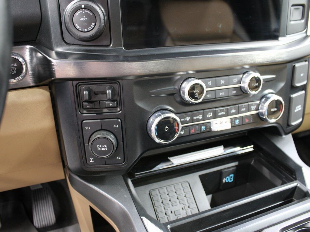 2023 Ford F-250 Super Duty 4x4 Crew Cab Lariat Fond du Lac WI