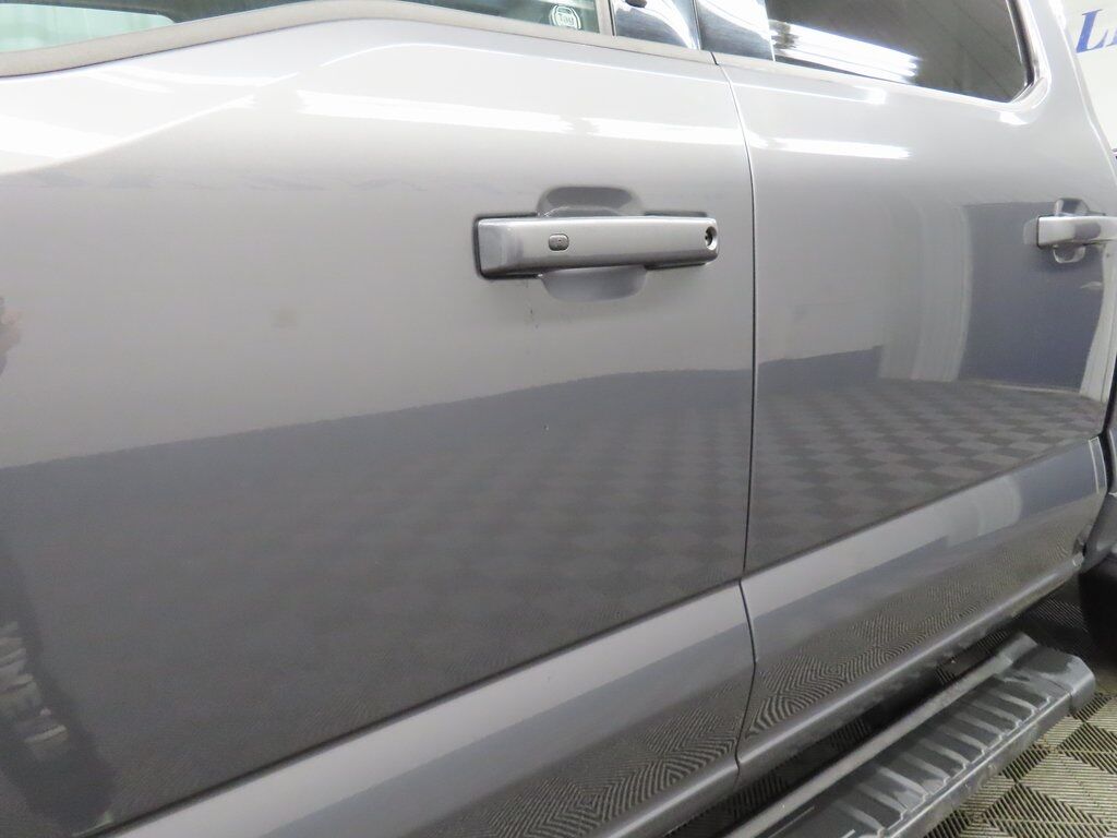 2023 Ford F-250 Super Duty 4x4 Crew Cab Lariat Fond du Lac WI