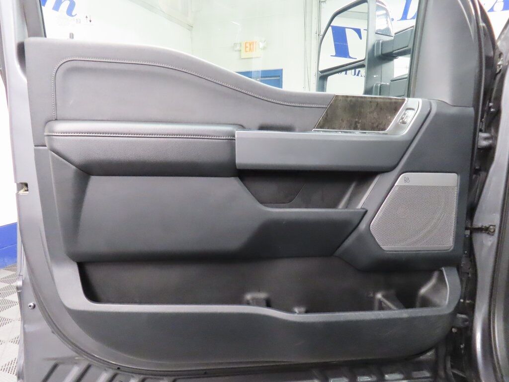 2023 Ford F-250 Super Duty 4x4 Crew Cab Lariat Fond du Lac WI