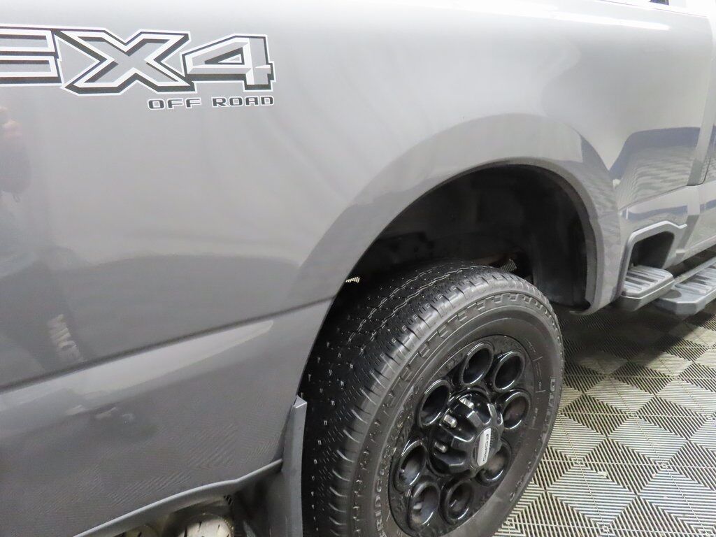 2023 Ford F-250 Super Duty 4x4 Crew Cab Lariat Fond du Lac WI