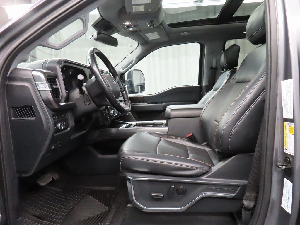 2023 Ford F-250 Super Duty 4x4 Crew Cab Lariat Fond du Lac WI