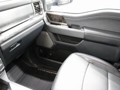 2023 Ford F-250 Super Duty 4x4 Crew Cab Lariat Fond du Lac WI