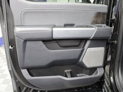 2023 Ford F-250 Super Duty 4x4 Crew Cab Lariat Fond du Lac WI