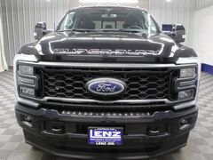 2023 Ford F-250 Super Duty 4x4 Crew Cab Lariat Fond du Lac WI