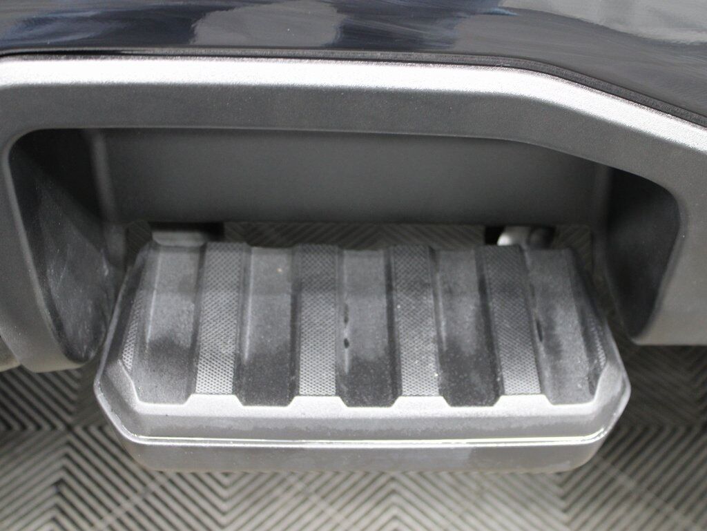 2023 Ford F-250 Super Duty 4x4 Crew Cab Lariat Fond du Lac WI