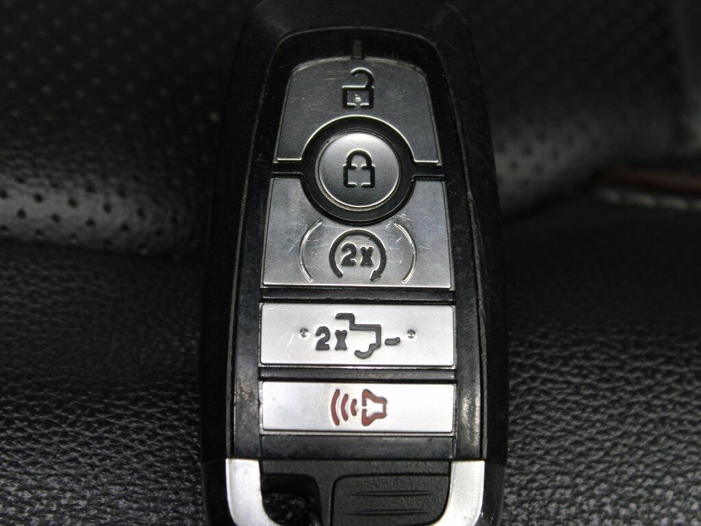 2023 Ford F-250 Super Duty 4x4 Crew Cab Lariat Fond du Lac WI