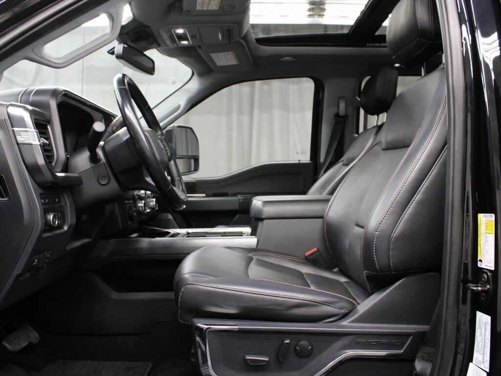 2023 Ford F-250 Super Duty 4x4 Crew Cab Lariat Fond du Lac WI